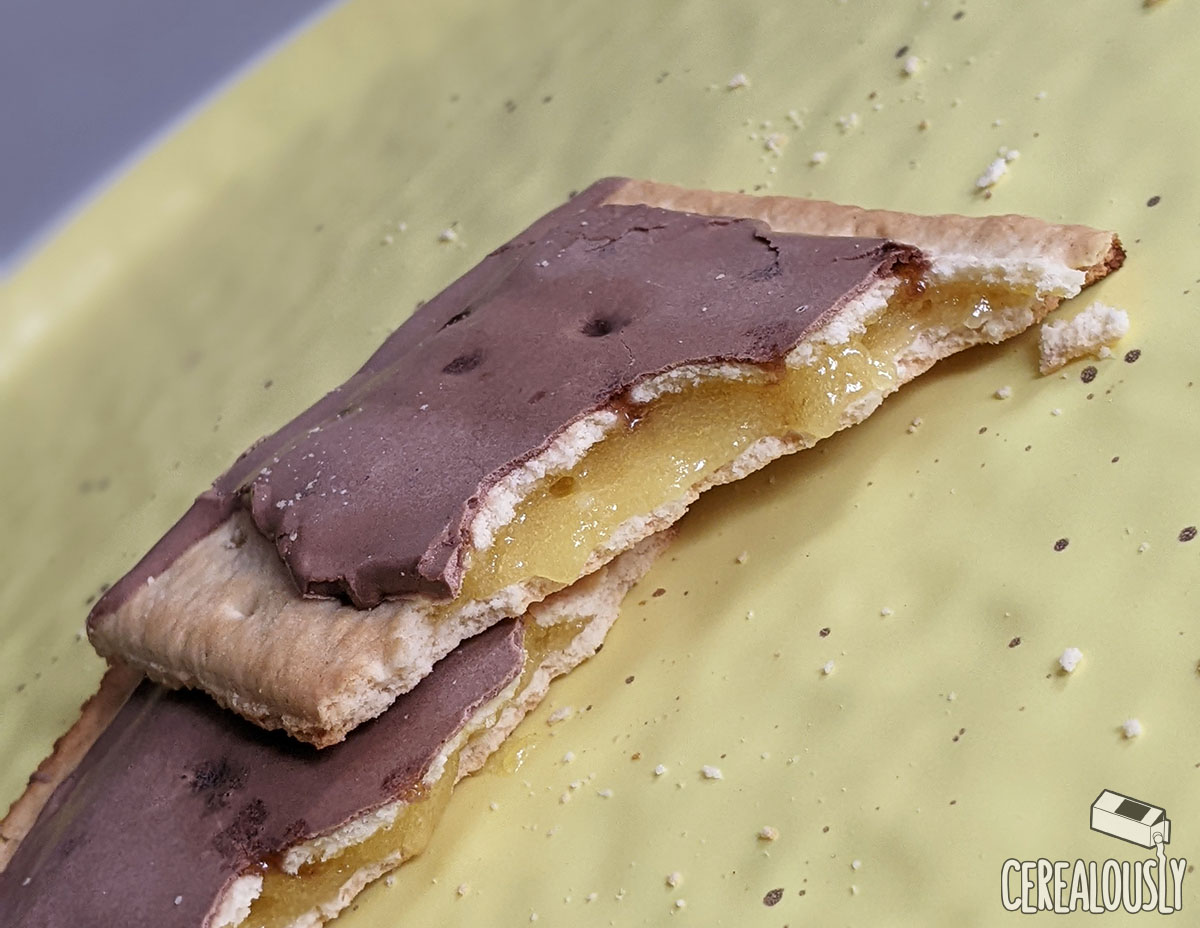 Review Boston Creme Donut Pop Tarts Cerealously