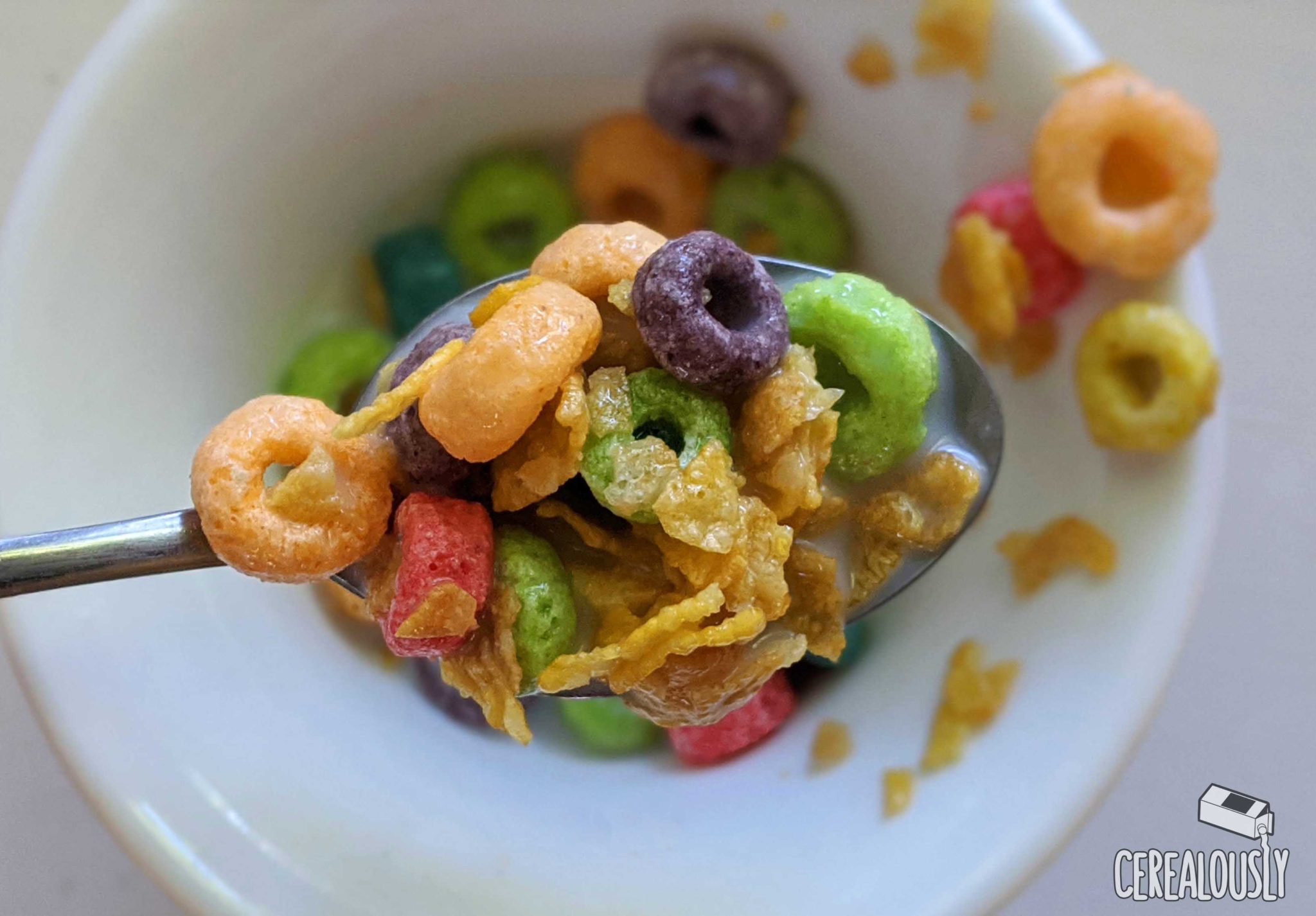 Review: Kellogg’s Mashups (Frosted Flakes + Froot Loops) - Cerealously